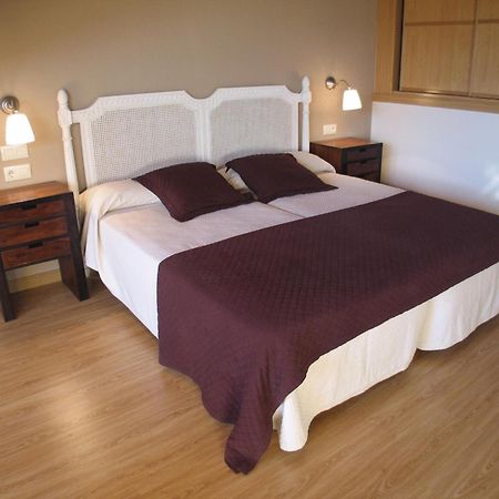 לאנס Apartamentos El Cordial De Fausto מראה חיצוני תמונה
